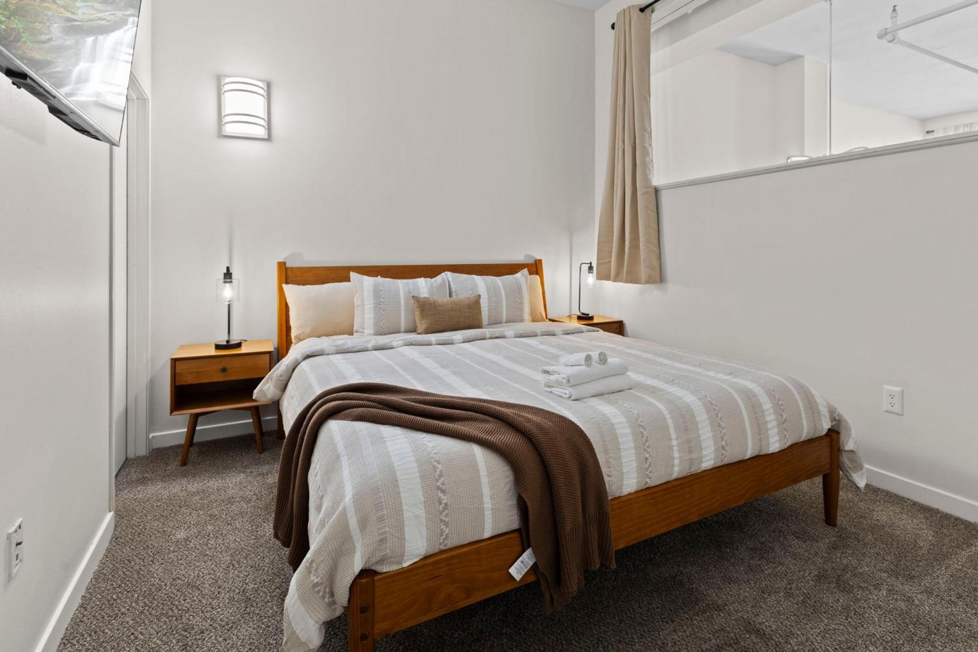 Indy Urban Stay - Skywalk - Sleeps 8 - Downtown - Stadium Indianapolis Exterior foto