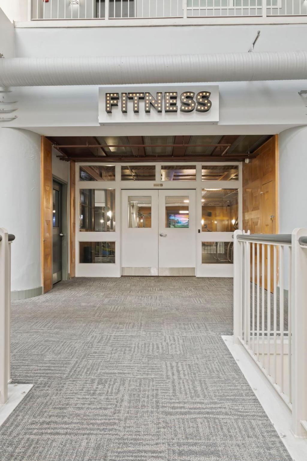 Indy Urban Stay - Skywalk - Sleeps 8 - Downtown - Stadium Indianapolis Exterior foto