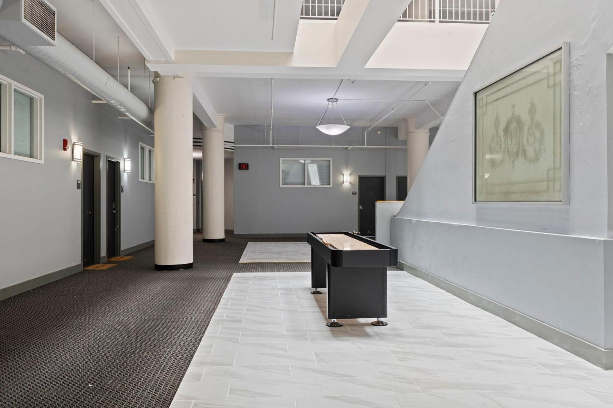Indy Urban Stay - Skywalk - Sleeps 8 - Downtown - Stadium Indianapolis Exterior foto
